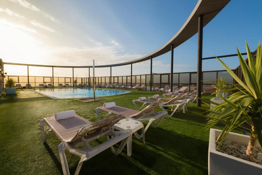 LiggingHet hotel ligt in de attractieve plaats Santa Lucía