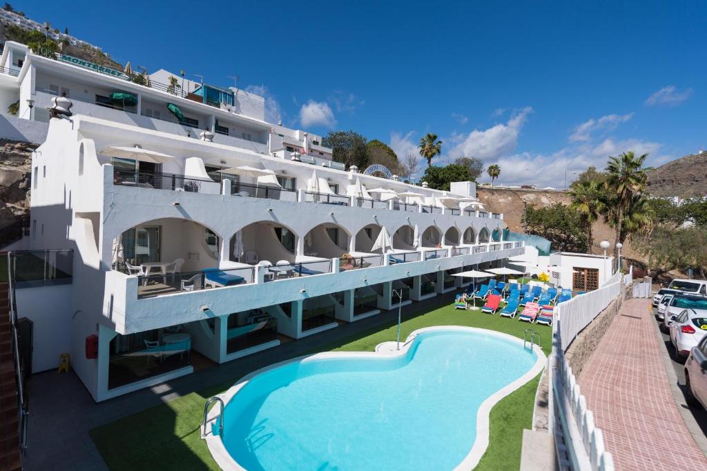 LiggingHet eó Corona Cedral ligt in Puerto Rico op Gran Canaria