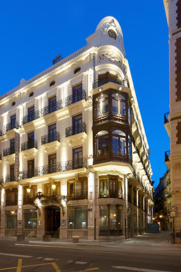 Ligging Vincci Palace bevindt zich in het historische centrum van Valencia