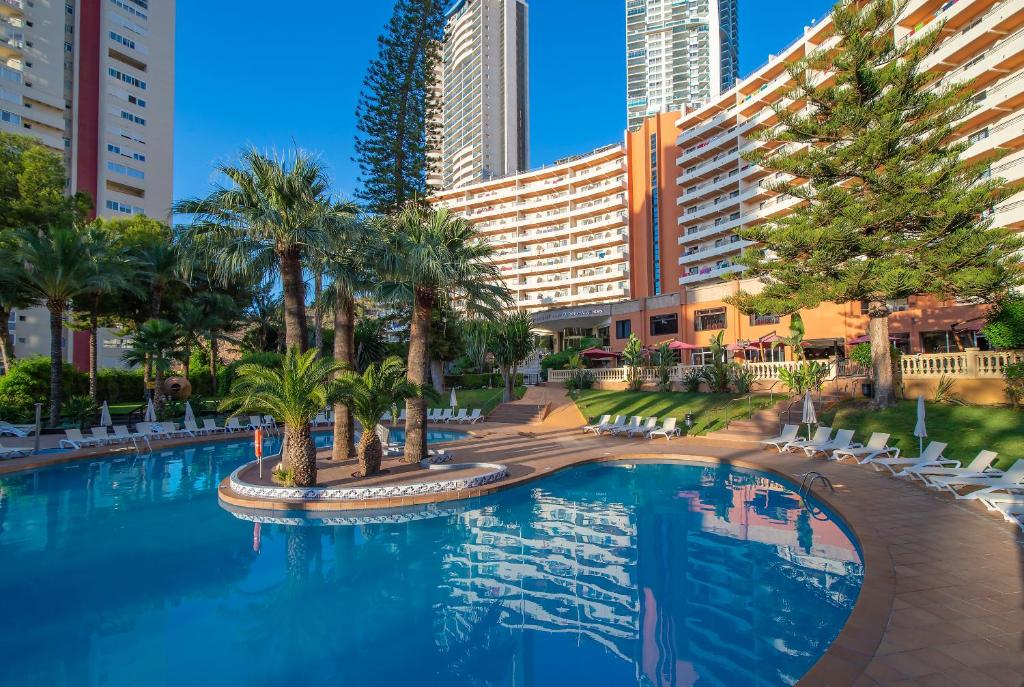 Ligging Het hotel ligt in de rustige wijk East van Benidorm