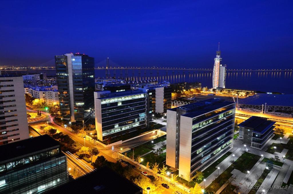 LiggingVIP Executive Art's Hotel ligt in de moderne wijk Parque das Nações in Lissabon