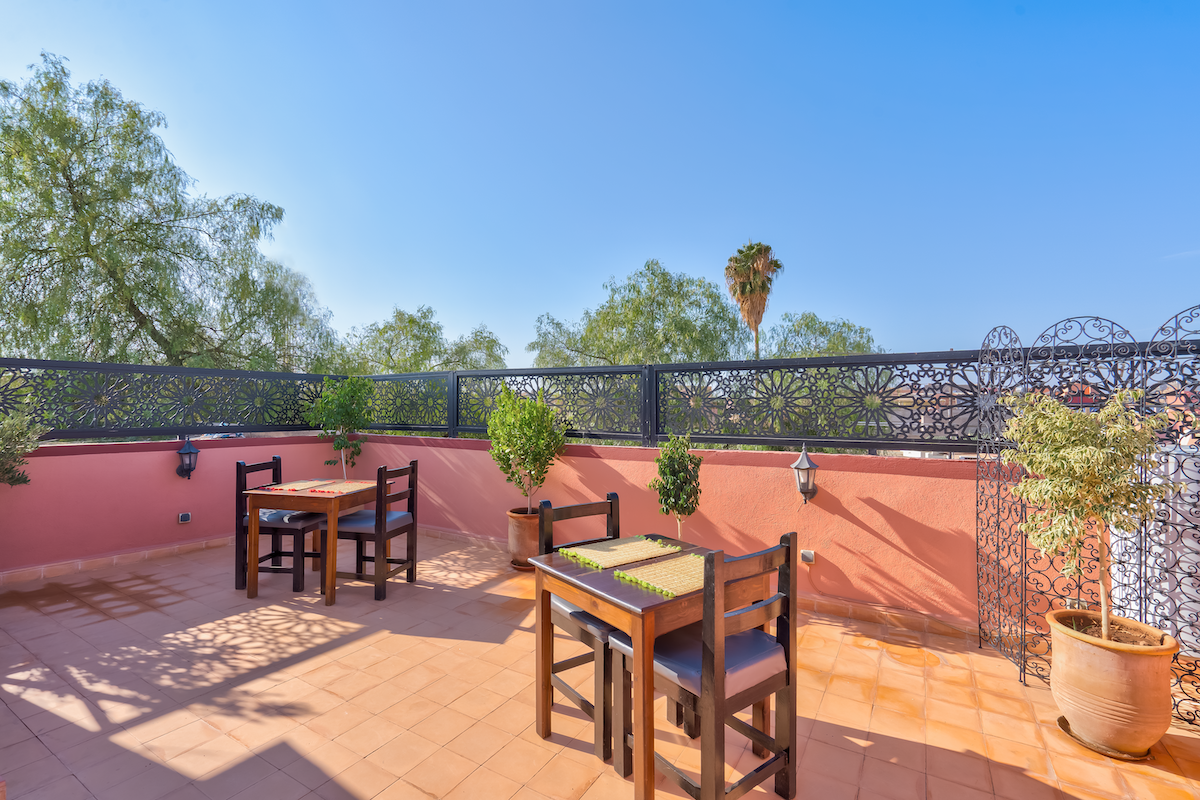 LiggingRiad Marwa bevindt zich in de rustige wijk Riad Larousse binnen de medina van Marrakech