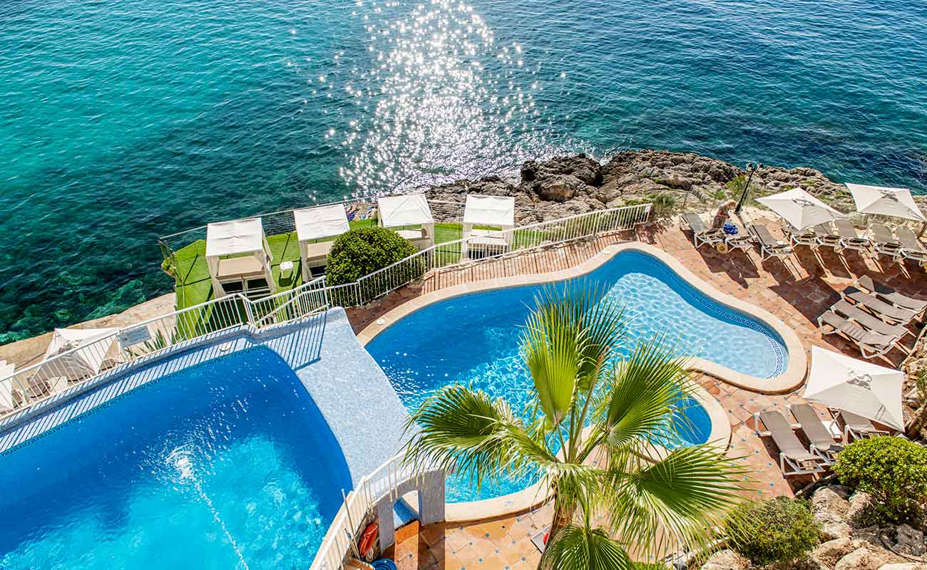 LiggingHotel Roc Illetas & SPA ligt in de badplaats Illetas