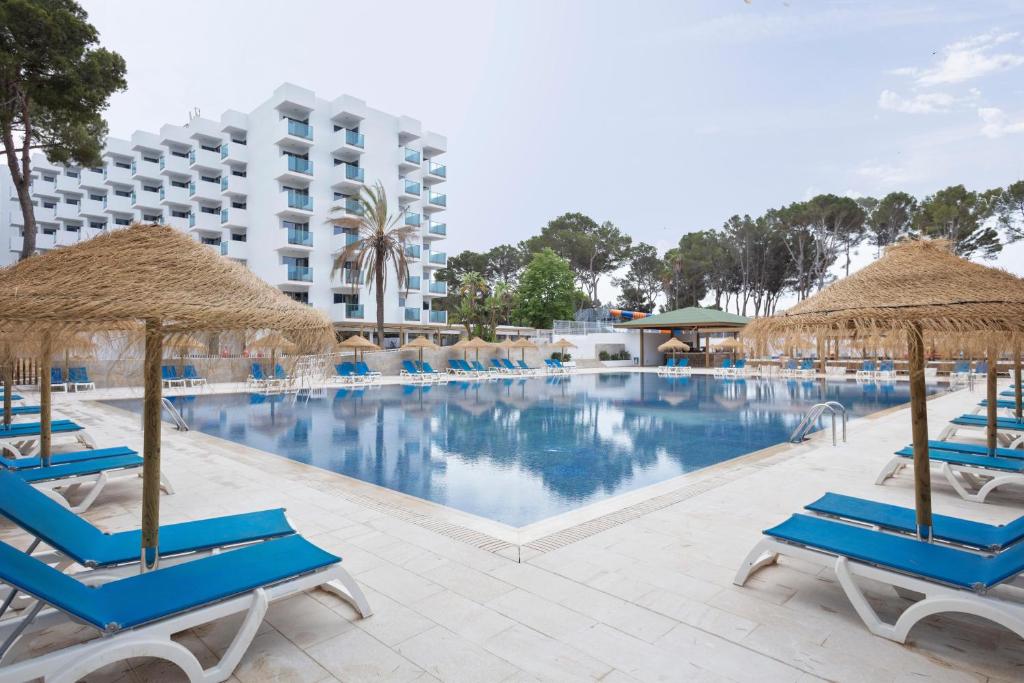 Ligging Hotel Best Delta is een 4-sterrenhotel gelegen in het zuidoosten van Mallorca