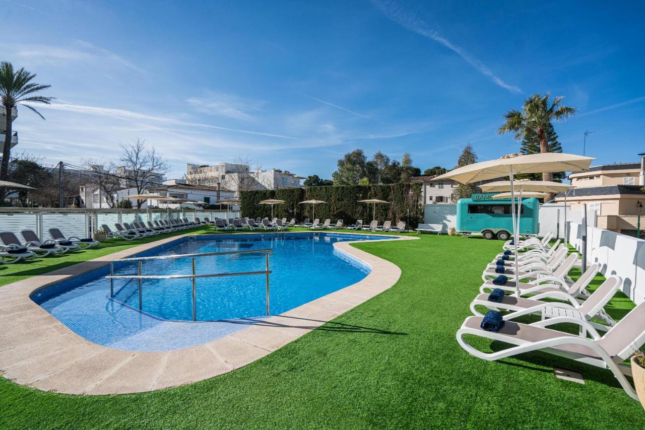 Adults Only 18+LiggingHet hotel