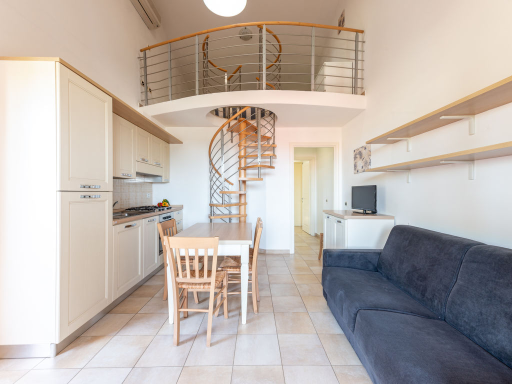 Aba Village | Boeken bij Flickmyhouse