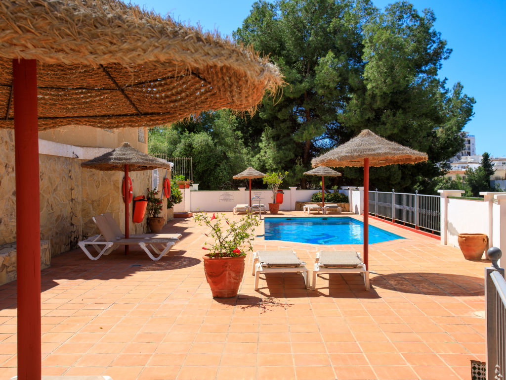 Velez | Boeken bij Flickmyhouse