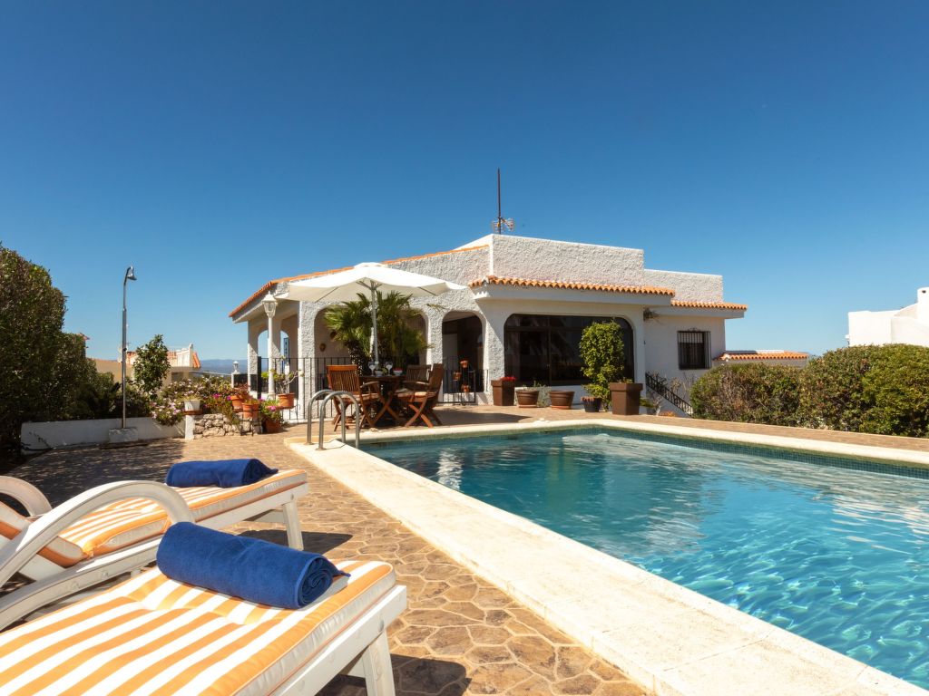 Villa Paloma | Boeken bij Flickmyhouse