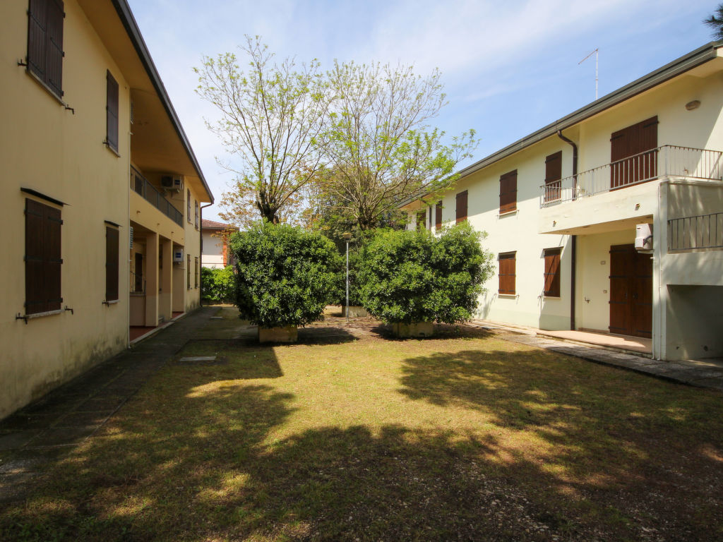 Adriana | Boeken bij Flickmyhouse