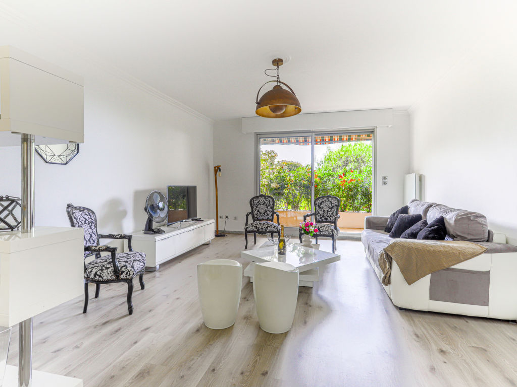 Les Balcons d'Eze | Boeken bij Flickmyhouse