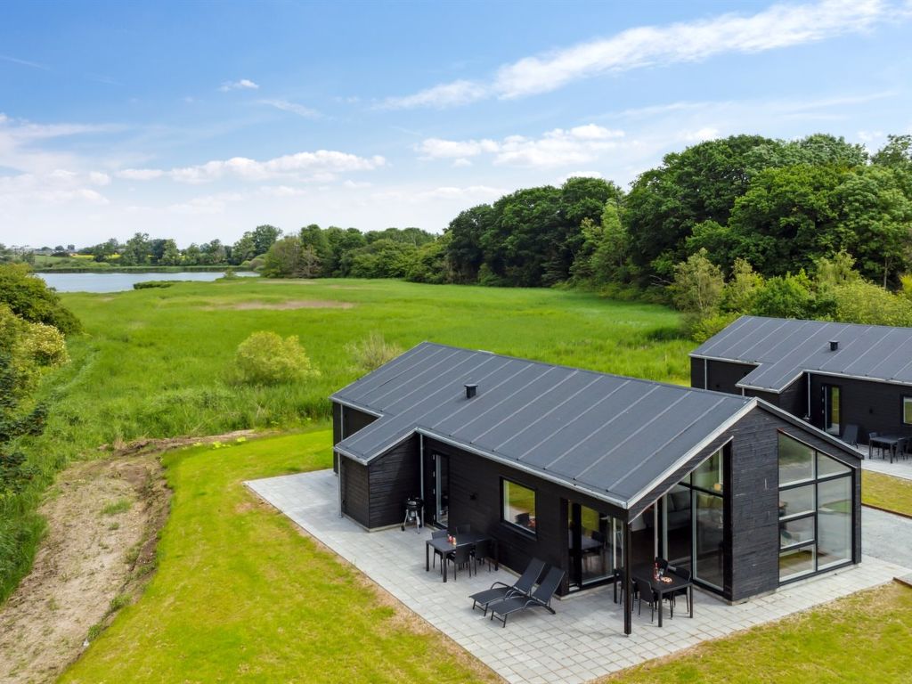 "Stygg" - 75m from the sea | Boeken bij Flickmyhouse