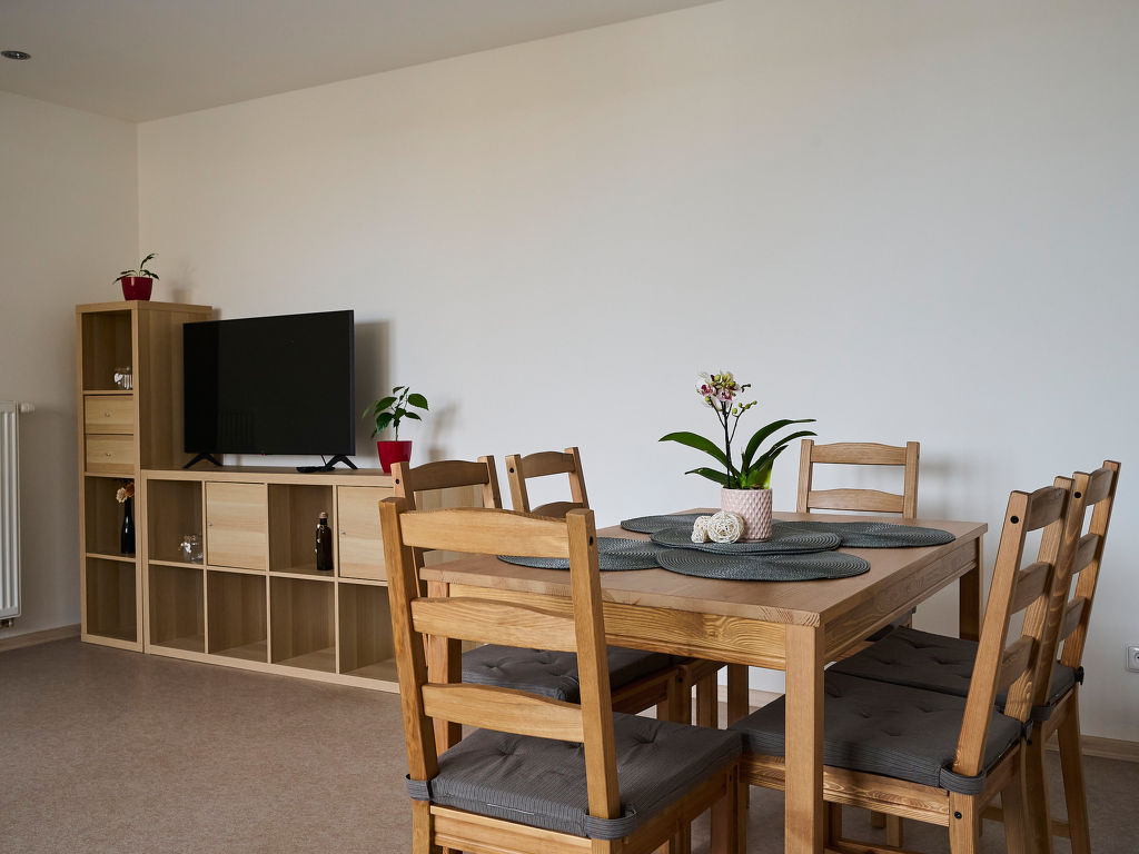 U Dzina | Boeken bij Flickmyhouse