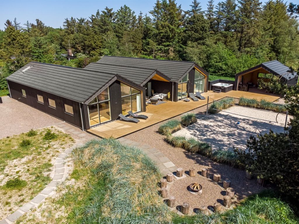 "Menja" - 1.4km from the sea | Boeken bij Flickmyhouse