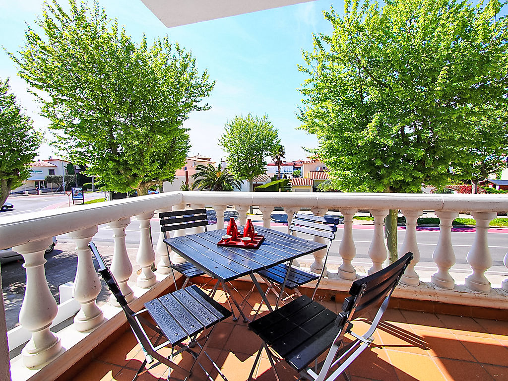 Port Banyuls | Boeken bij Flickmyhouse