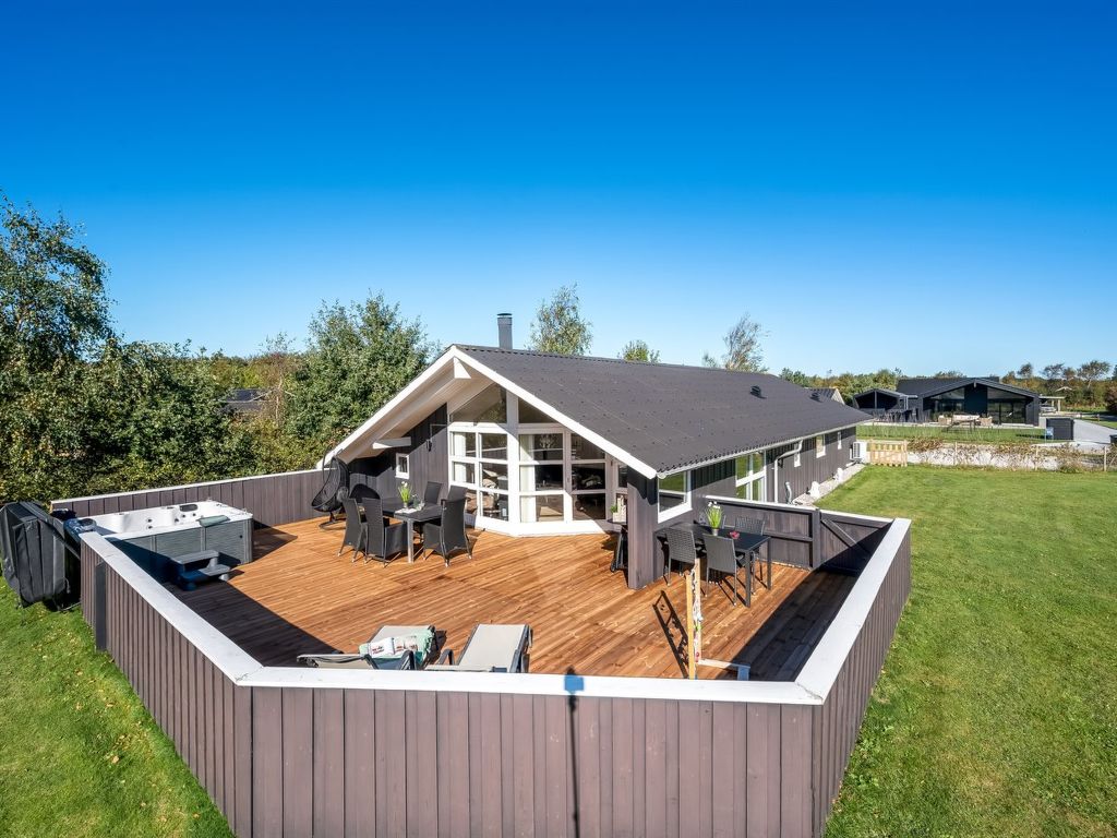 "Cristiana" - 1km to the inlet | Boeken bij Flickmyhouse