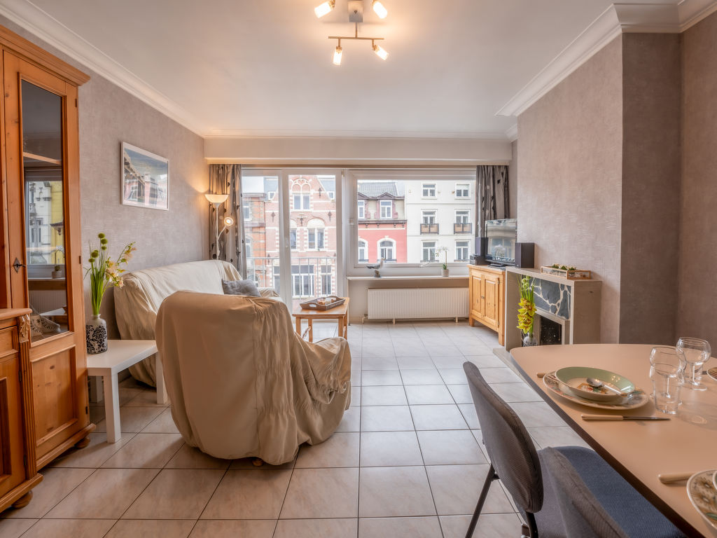 Centrally located "Graaf Jan" | Boeken bij Flickmyhouse