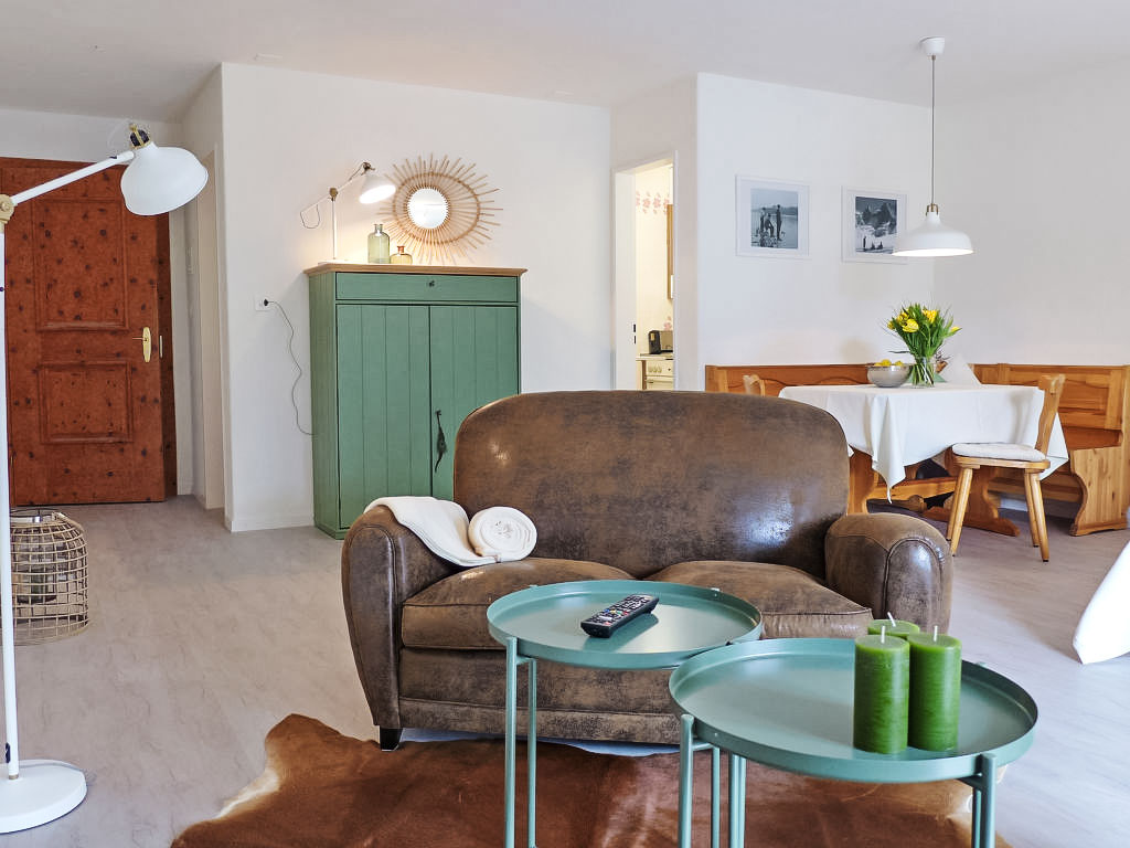 Chesa Bursella 21 | Boeken bij Flickmyhouse