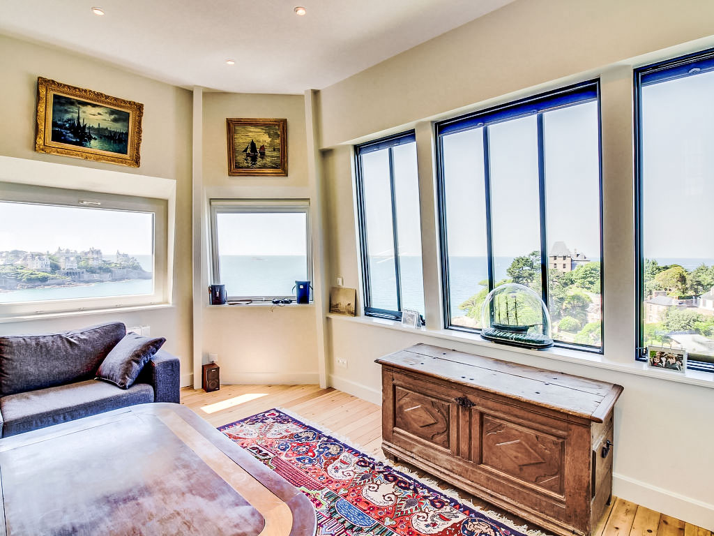 Château des Deux Rives | Boeken bij Flickmyhouse