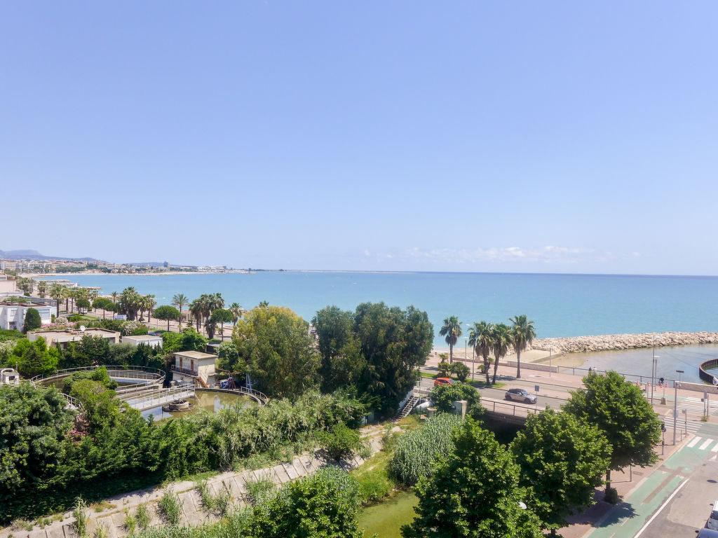 Le Cagnes Beach | Boeken bij Flickmyhouse