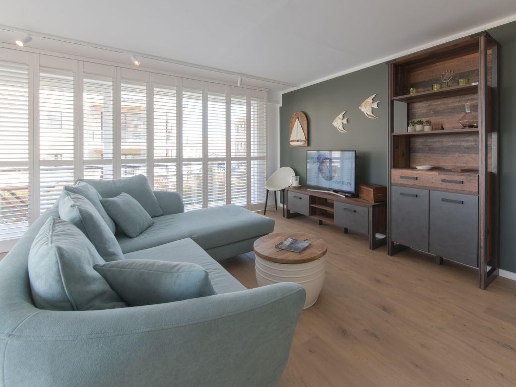 Charlie stylish apartment near beach | Boeken bij Flickmyhouse