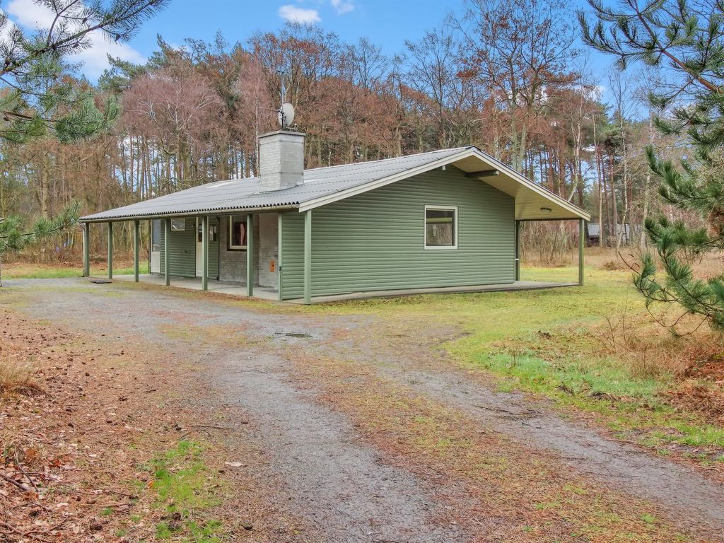 "Øthger" - 300m from the sea | Boeken bij Flickmyhouse