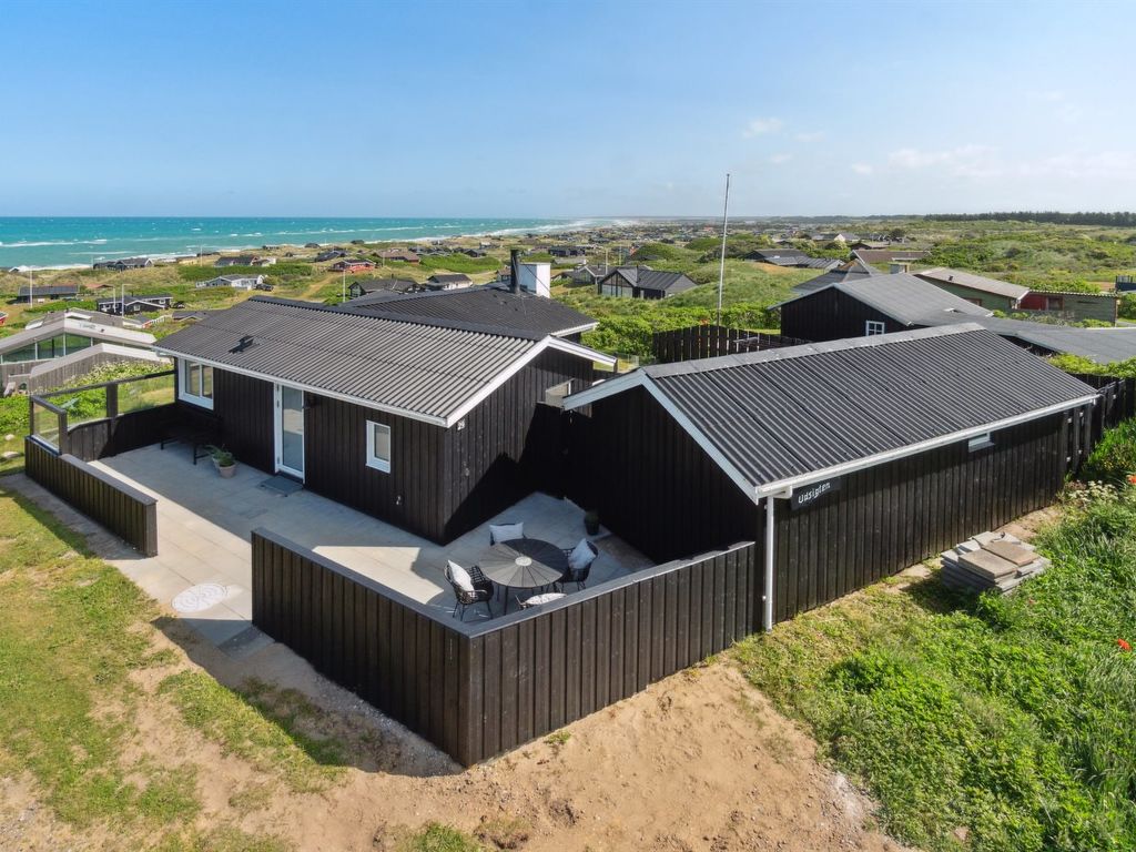 "Edlef" - 279m from the sea | Boeken bij Flickmyhouse