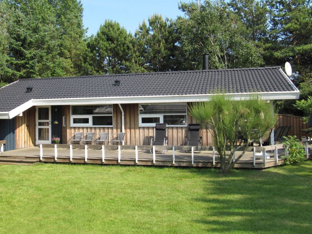 "Fatlinda" - 1km from the sea | Boeken bij Flickmyhouse