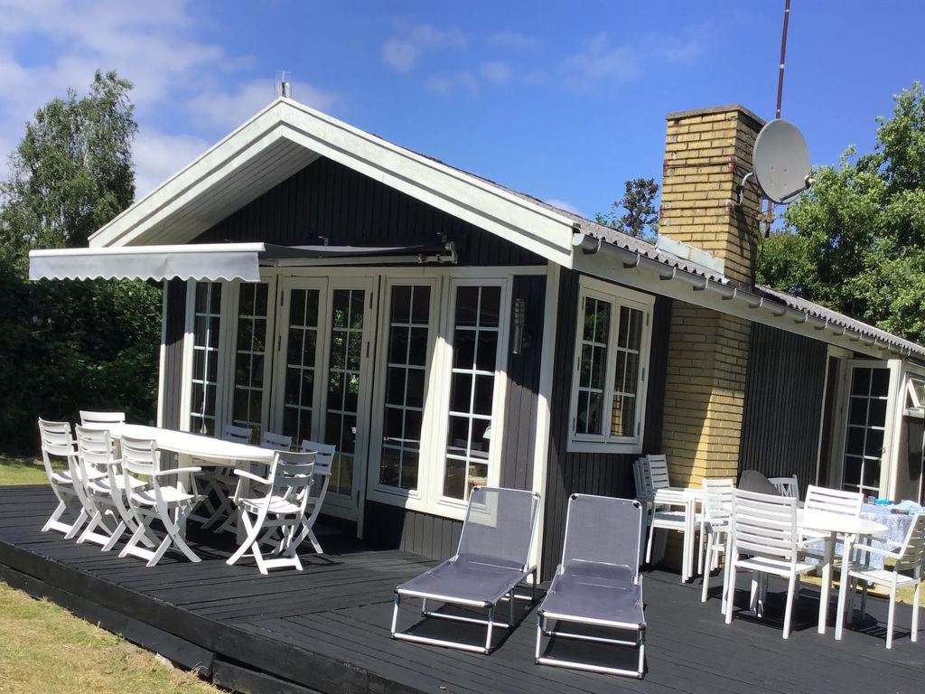 "Tineke" - 200m from the sea | Boeken bij Flickmyhouse