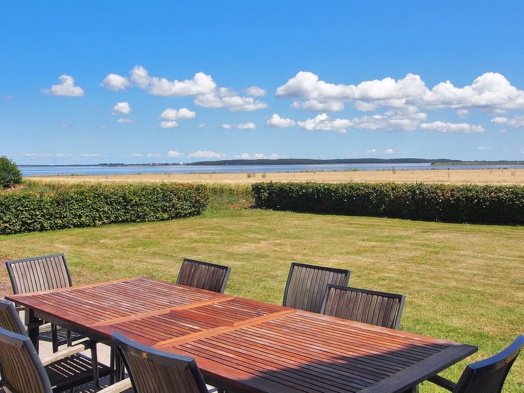 "Spase" - 250m to the inlet | Boeken bij Flickmyhouse