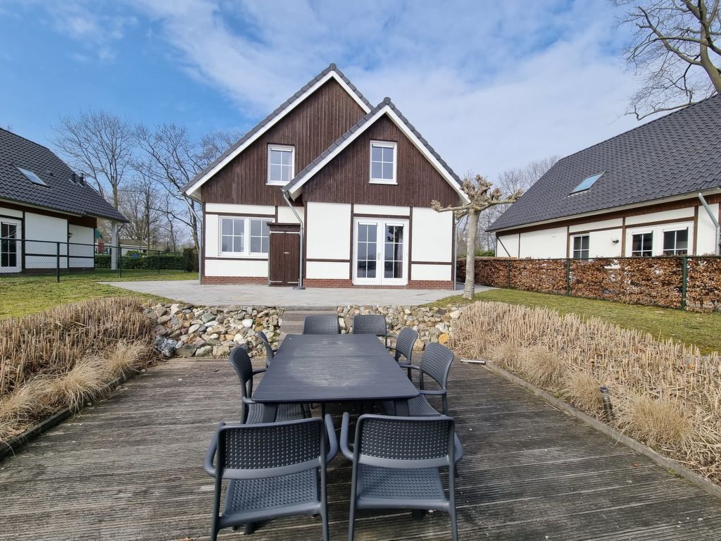 Daelenbroeck 8 | Boeken bij Flickmyhouse