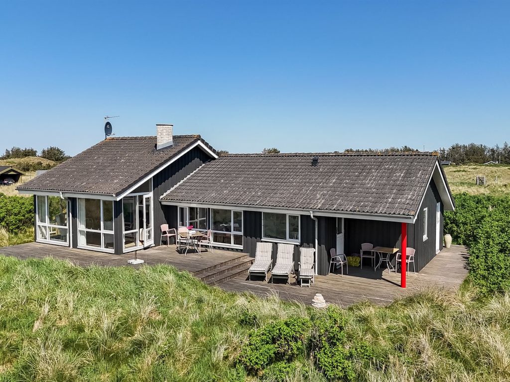 "Lauri" - 350m from the sea | Boeken bij Flickmyhouse