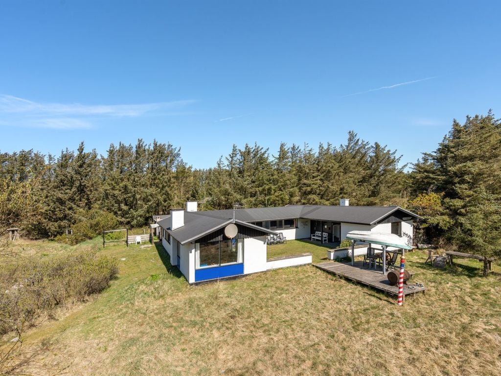 "Matilda" - 375m from the sea | Boeken bij Flickmyhouse