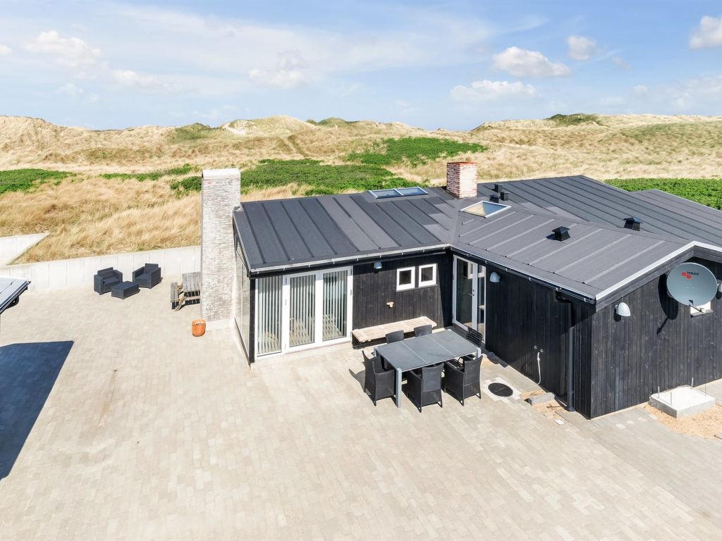 "Anelma" - 100m from the sea | Boeken bij Flickmyhouse