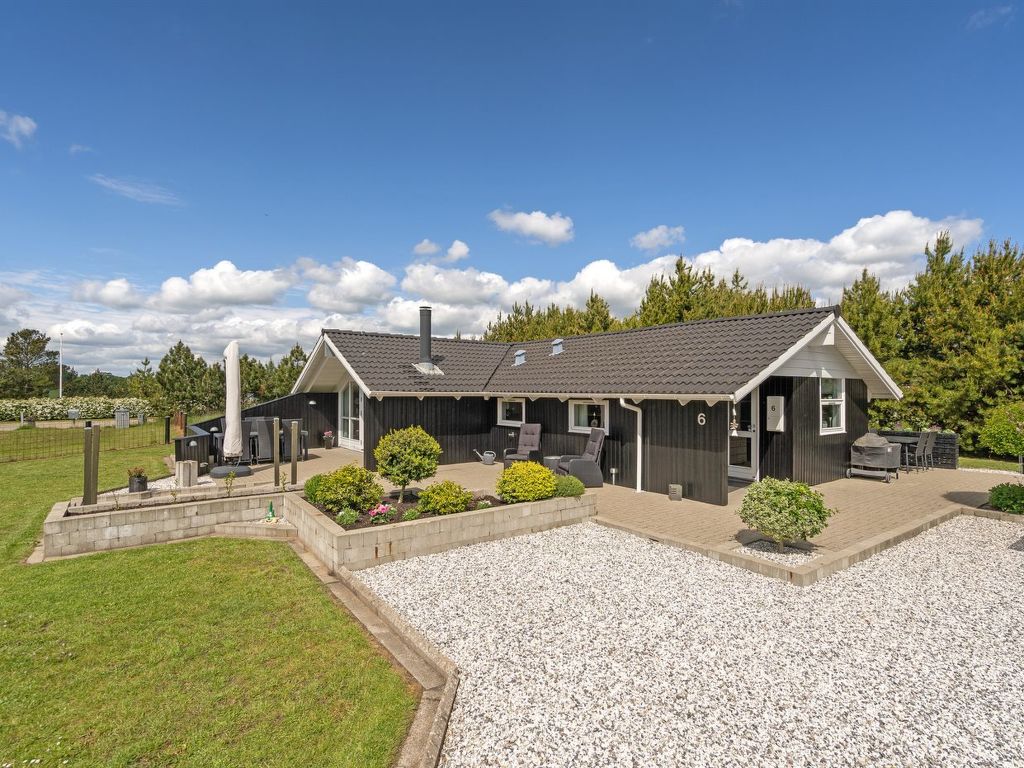 "Thore" - 400m from the sea | Boeken bij Flickmyhouse