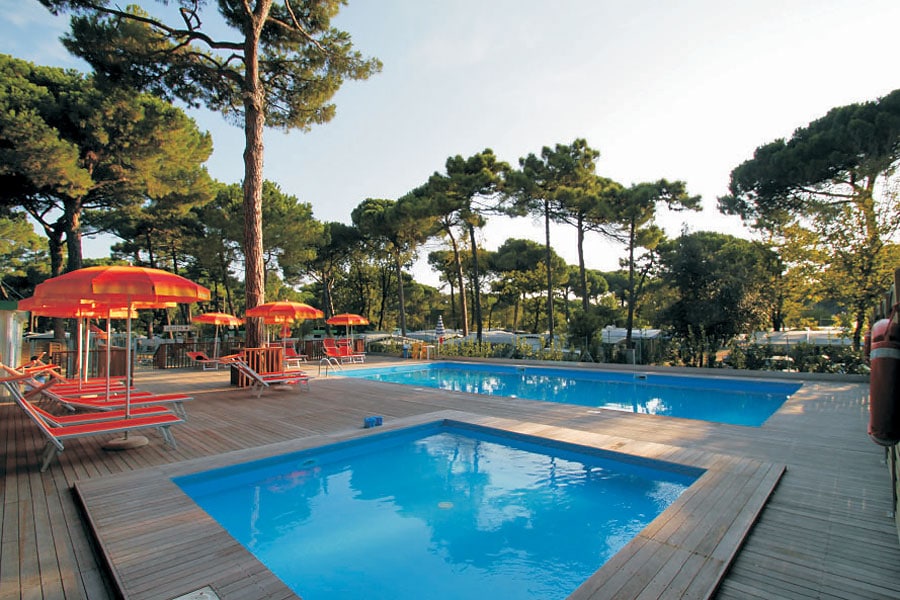Club del Sole Rivaverde Easy Camping Village | Reserveren bij Flickmyhouse