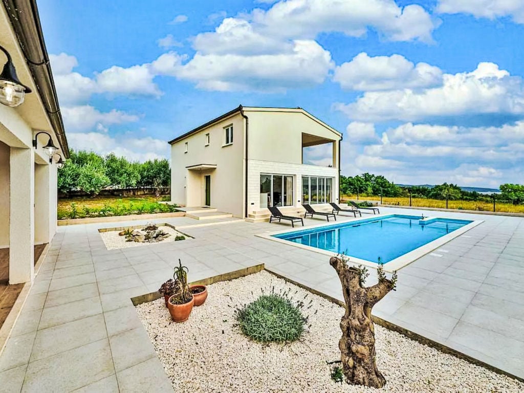 Bava | Boeken bij Flickmyhouse