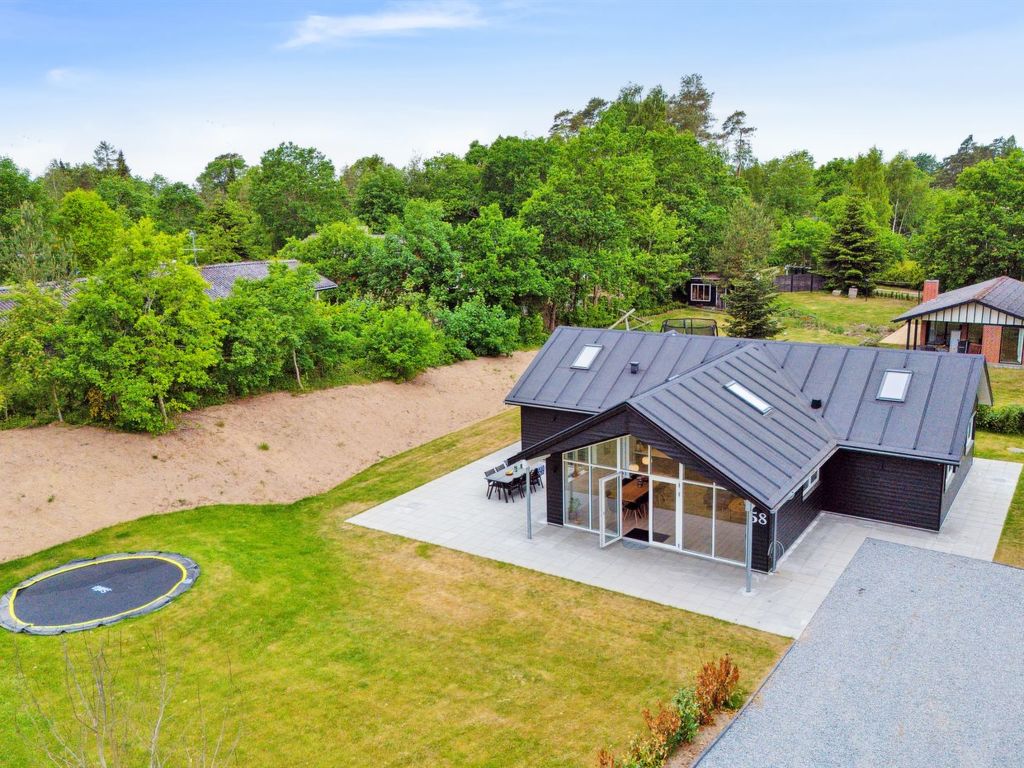 "Norna" - 350m from the sea | Boeken bij Flickmyhouse