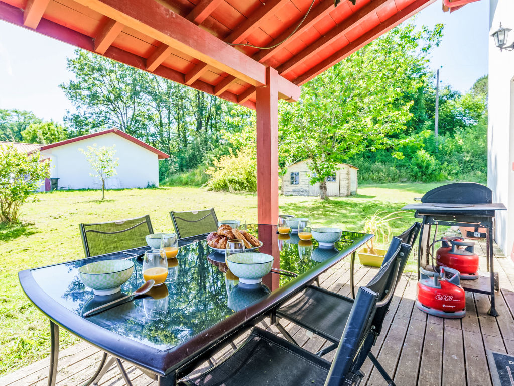 Ancho Baita | Boeken bij Flickmyhouse