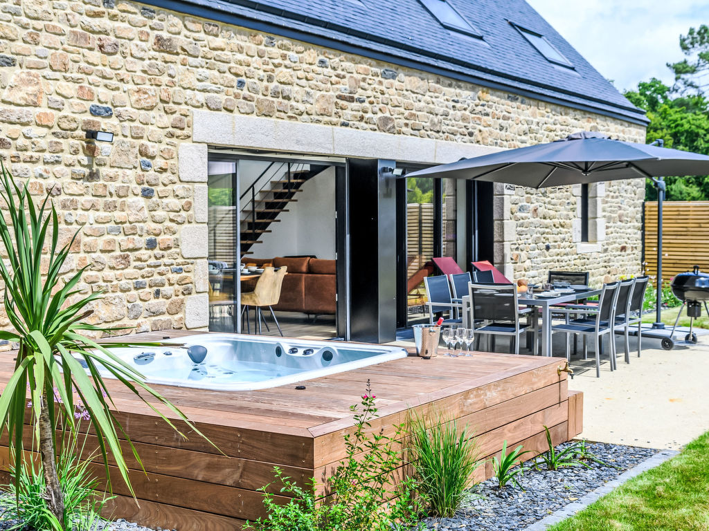 Maison de Kercado | Boeken bij Flickmyhouse