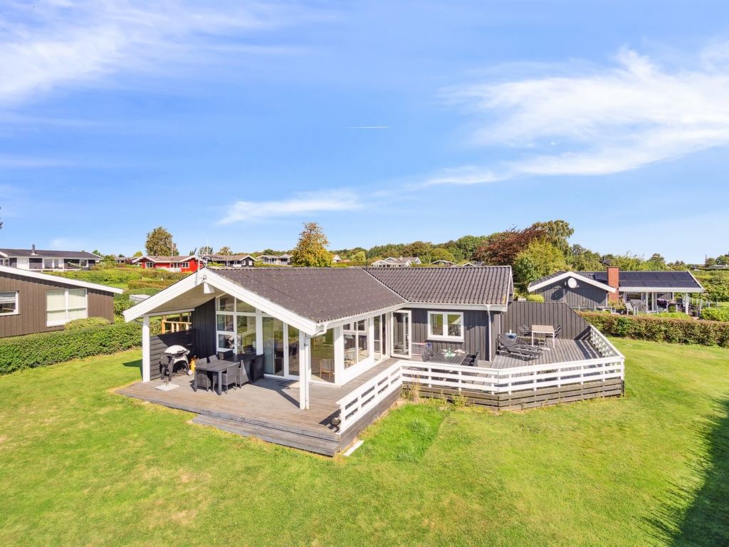 "Henrich" - 200m from the sea | Boeken bij Flickmyhouse