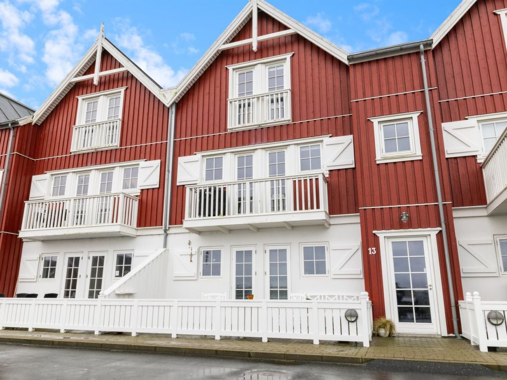 "Annete" - 20m from the sea | Boeken bij Flickmyhouse