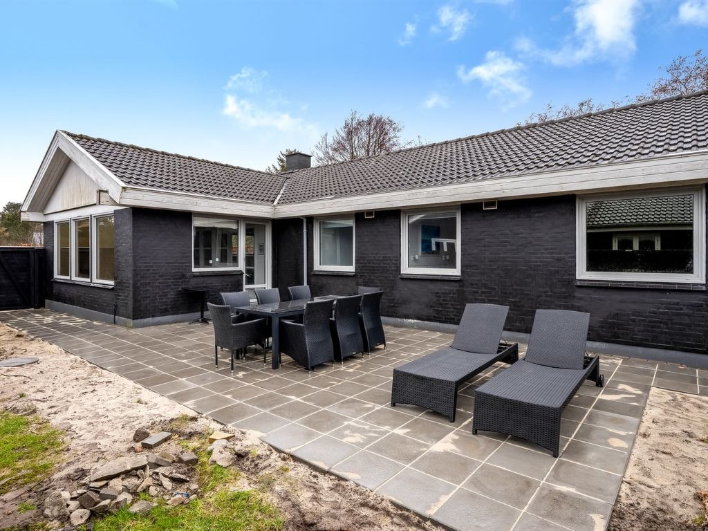 "Steffan" - 1.8km from the sea | Boeken bij Flickmyhouse