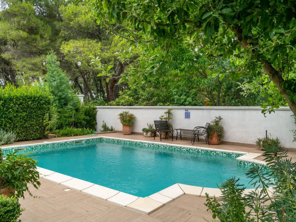 Villa Irma | Boeken bij Flickmyhouse