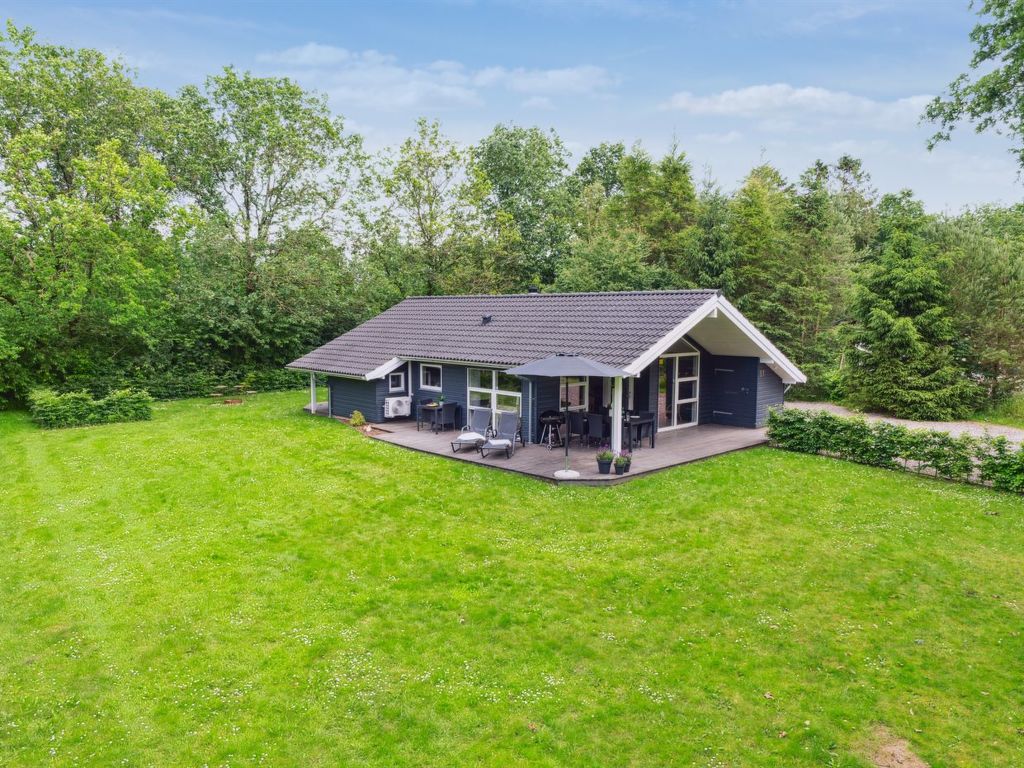 "Jette" - 30km from the sea | Boeken bij Flickmyhouse