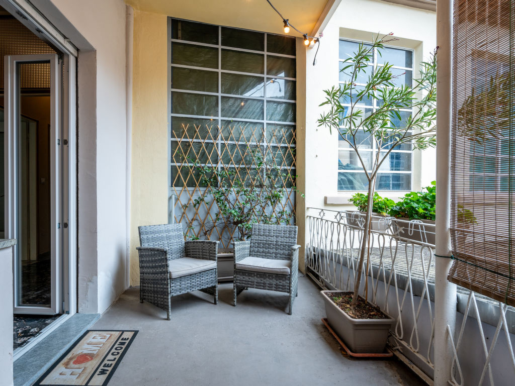 Aurora | Boeken bij Flickmyhouse