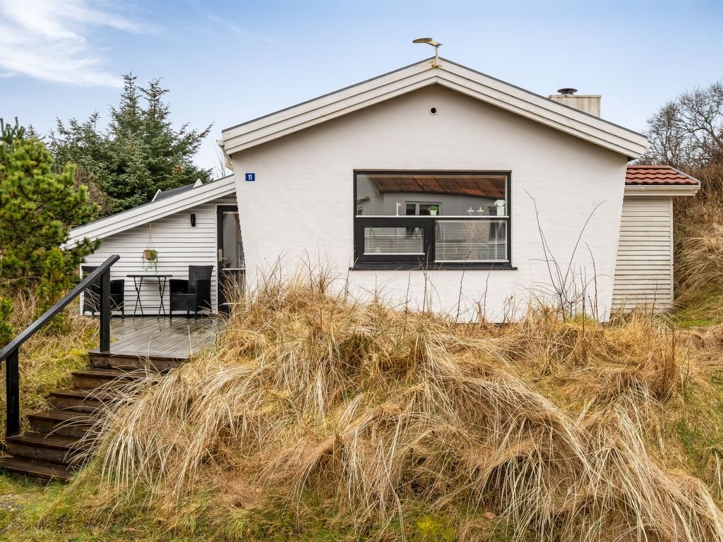 "Annemone" - 900m from the sea | Boeken bij Flickmyhouse