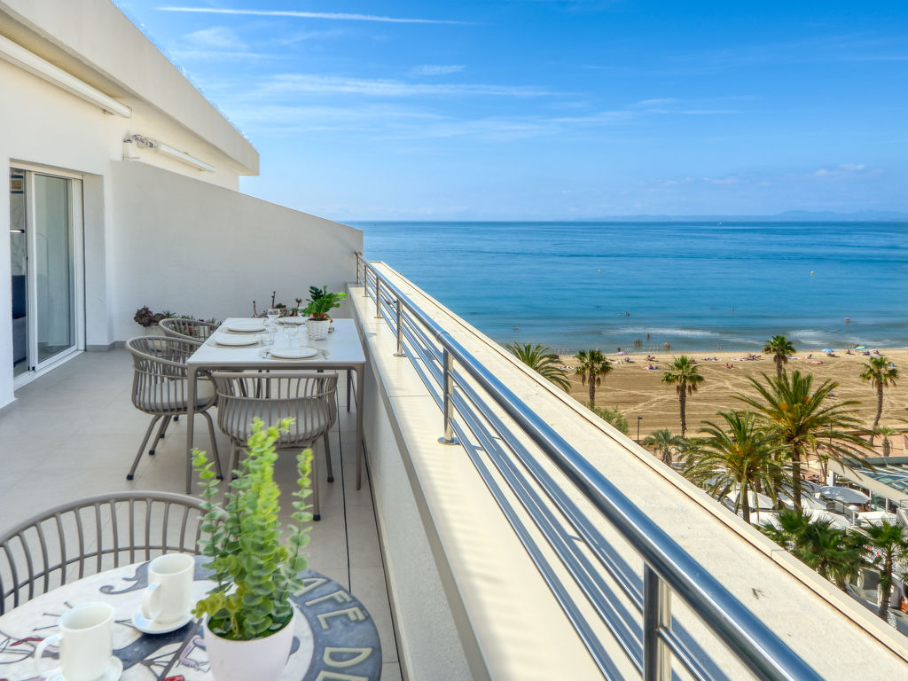 Roses Holiday Center | Boeken bij Flickmyhouse