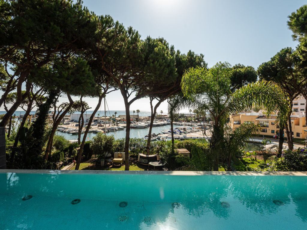 Villa Goval | Boeken bij Flickmyhouse