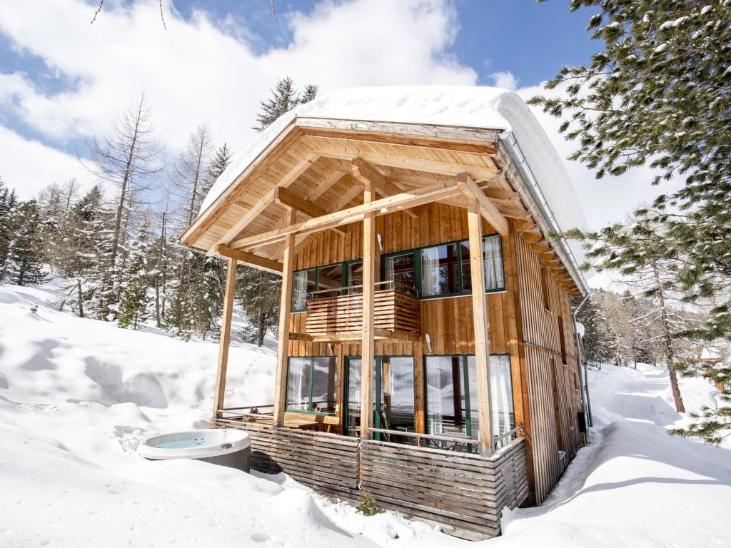 #7 mit IR-Sauna&Aussensprudelbad | Boeken bij Flickmyhouse