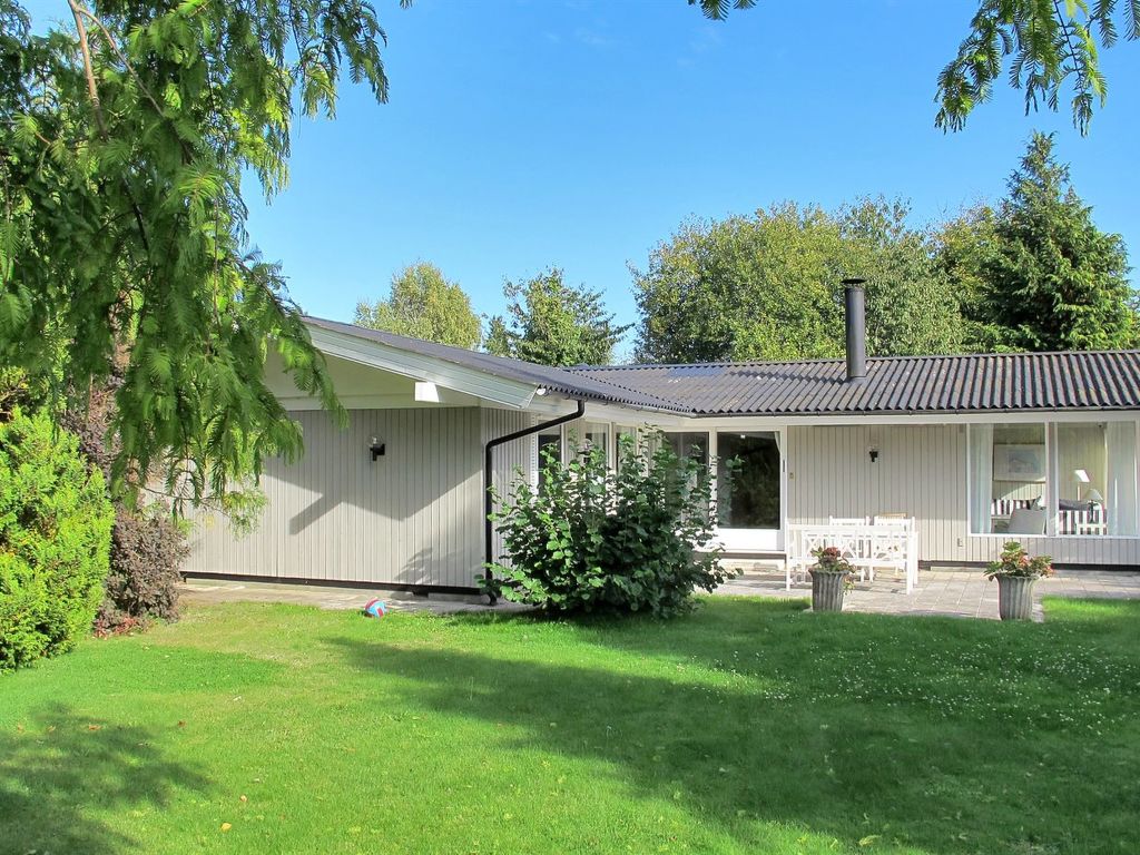 "Claudette" - 1km from the sea | Boeken bij Flickmyhouse